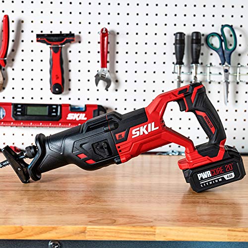 SKIL PWR CORE 20 Brushless 20V Reciprocating Saw Kit with 4.0Ah Battery, PWR JUMP Charger, and PWRAssist USB Adapter - RS5884-1A