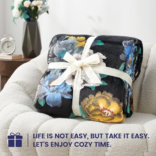 Cozy Bliss Midnight Bloom Bed Blanket Queen Size Bed Luxury Printed Single Layer Plush - Offside Pure White, Most Giftable for Your Famliy and Friends 90"x90"