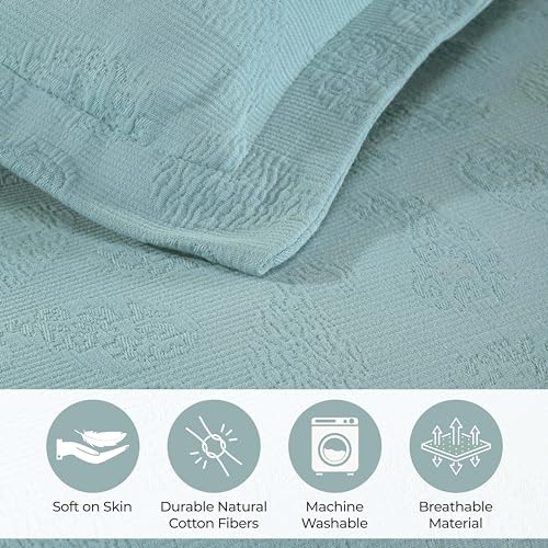 Superior Paisley Jacquard Matelassé , Cotton Bedspread with Matching Shams, Twin, Aqua