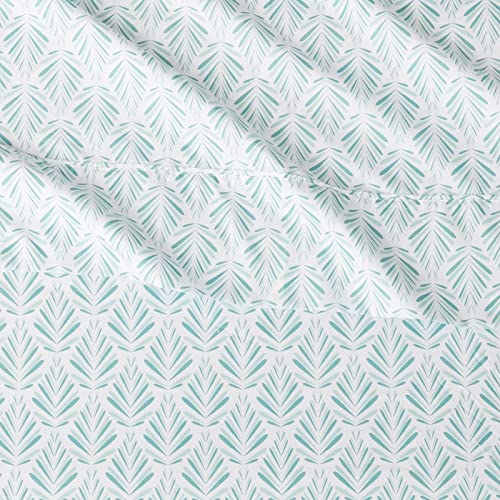 Amazon Basics Lightweight Super Soft Easy Care Microfiber 3-Piece Bed Sheet Set with 14-Inch Deep Pockets, Twin, Cream, Solid