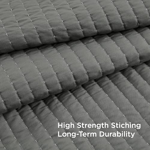 Bedsure Pink Bedspread Coverlet King Size - Lightweight Soft Quilt Bedding Set for All Seasons, Corduroy Pattern Quilt Set, 3 Pieces, 1 Quilt (106"x96") & 2 Pillow Shams (20"x36"+2")