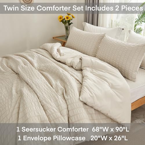 AveLom Seersucker Queen Comforter Set, 90x90 inches, 3 Pieces - Light Gray, 100% Microfiber, Soft Washed, Down Alternative, Chic Seersucker Design, Easy Care, Pet Friendly