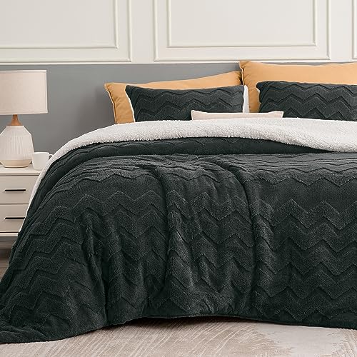 BEDELITE Fluffy Twin Comforter Set - Super Soft Sherpa Black Comforter for Twin Size Bed, Luxury Warm Bedding Set for Winter, Fuzzy Bed Set 2 piece (1 Comforter, 1 Pillowcase)