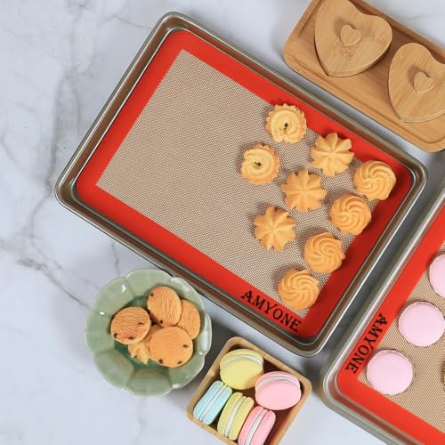 Square Silicone Baking Mats for 9 Inch Cake Pan, 8.5" Food Grade Non-stick Reusable Silicone Mat for Baking Pan for Bread/Pastry/Toast/Pie, Professional Cookie Sheets Liners for Brownie Pan 2 PCS