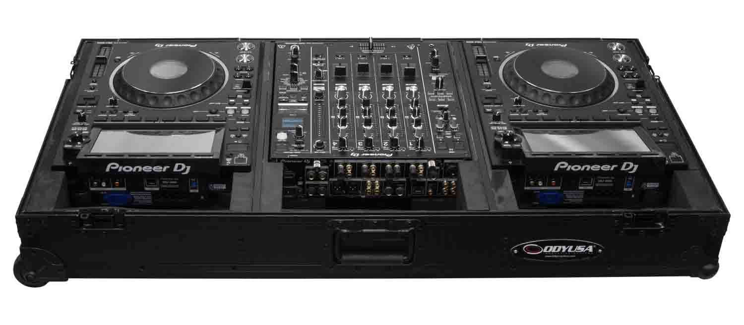 INDUSTRIAL BOARD CASE FITTING MOST 12" DJ MIXERS AND TWO PIONEER CDJ-3000