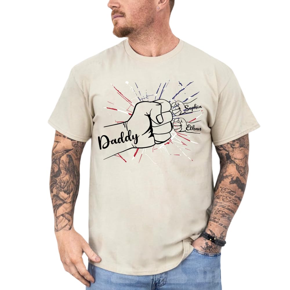 Custom Daddy Tshirt, Personalized Daddy Shirt with Kids Name, Minimalist Daddy Sweater, Fathers Day Shirt for Daddy, Daddy Shirt for Men, Daddy Christmas b1