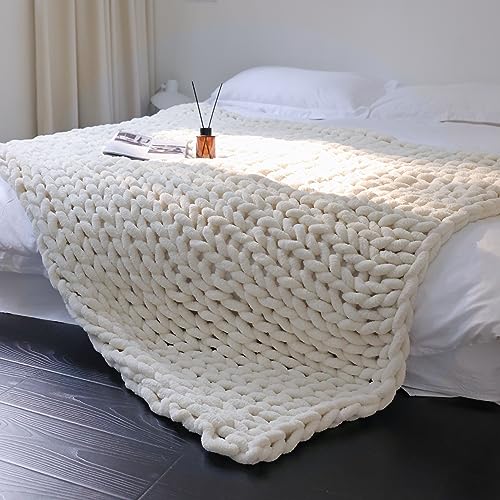 Maetoow Chenille Chunky Knit Blanket Throw （30×40 Inch）, Handmade Warm & Cozy Blanket Couch, Bed, Home Decor, Soft Breathable Fleece Banket, Christmas Thick and Giant Yarn Throws, Cream