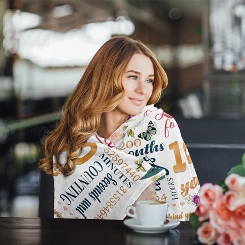 Hcoviv 100th Birthday Gifts Women Blanket 50*60, Happy 100th Birthday Gift Ideas, 100th Birthday Decorations, Gifts for Women Turning 100, Gifts for 100-Year-Old, Best Bday Present 1925 Throw Blanket