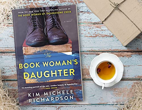 Sourcebooks Landmark, The Book Woman's Daughter: A Novel (The Book Woman of Troublesome Creek, 2)