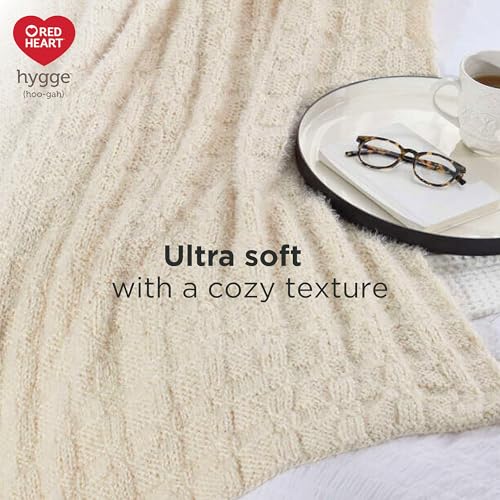 Red Heart Hygge Snow Yarn - 3 Pack of 227g/8oz - Acrylic Nylon Blend - 5 Bulky - 212 Yards - Knitting/Crochet