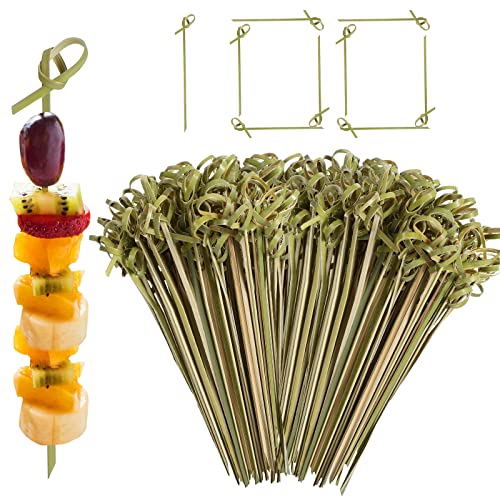 200 Pcs Bamboo Cocktail Sticks Decoration,4.7 Inch Bamboo Fruit Kabob Skewers Food Picks Bamboo Appetizer Cocktail Toothpicks for Barbecue Snacks Events Party Supplies (Bamboo, 200)