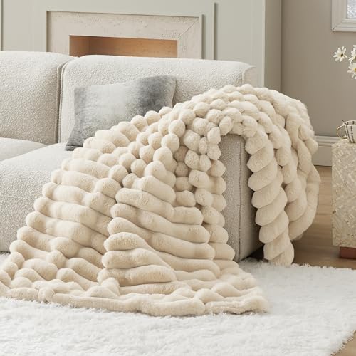 Bedsure Faux Fur Blanket, White Soft and Fluffy Blanket, Fuzzy Cozy Plush Throw Blanket for Couch, Sofa and Bed, Thick and Warm Blanket, Luxury Decorative Blanket 50x70 inches
