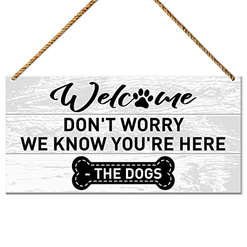 Funny Dog Welcome Sign for Front Door, Depends on If The Dogs Like You, Dog Welcome Sign for Home Porch Decor, Dog Sign for Gate Fence Yard Home Decoration, Dog Dad Mom Owner Lover Gifts