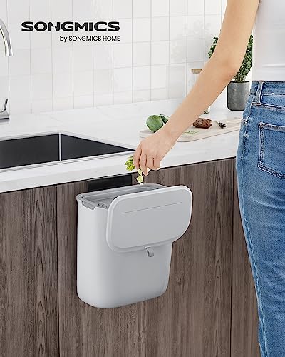 SONGMICS Hanging Trash Can, 2.4 Gallon Kitchen Compost Bin, Garbage Can for Kitchen, Kitchen Trash Can with Lid, Wall Mounted Trash Can, for Cupboard, Bathroom, Under Sink, Gray ULTB820G9