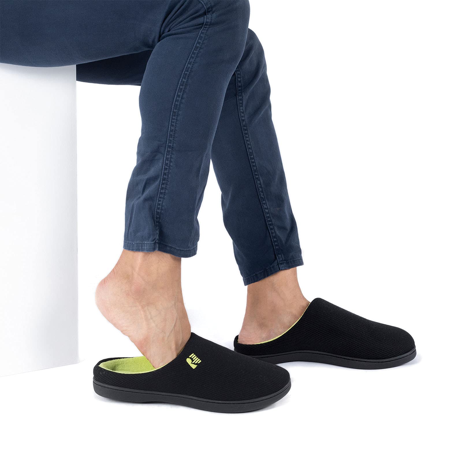 RockDove Men's Original Two-Tone Memory Foam Slipper, Size 9-10 US Men, Black/Lime