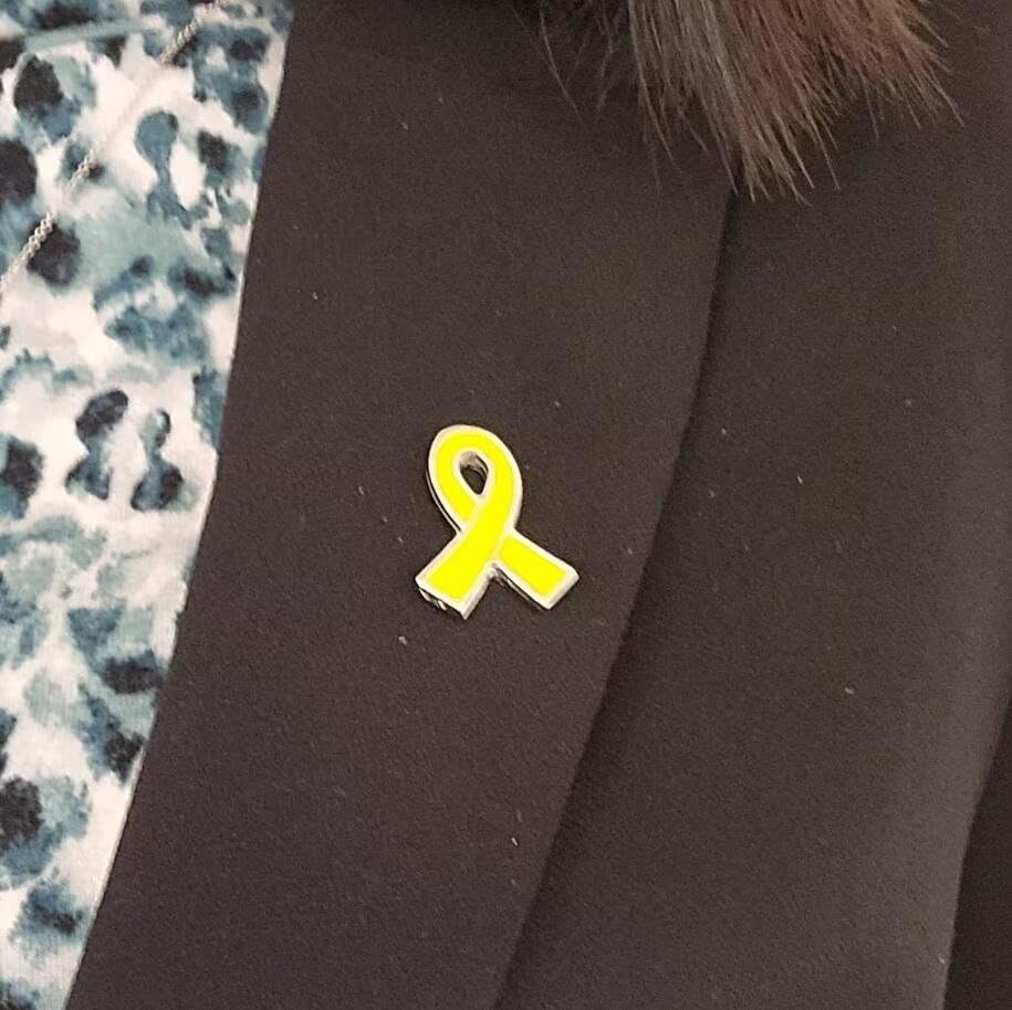 HUASAI Yellow Ribbon Pin Hostages Israel for Women Men Bring Them Home Pin Yellow Ribbon Awareness Enamel Lapel Pin