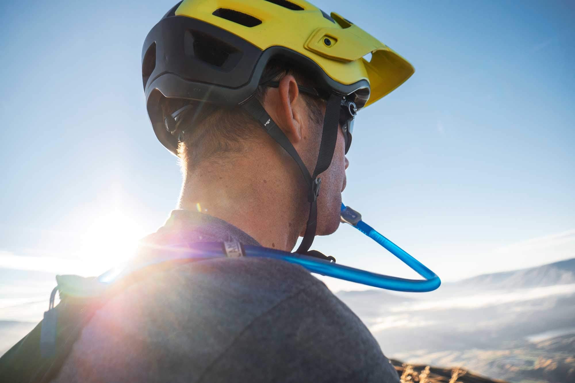 CamelBak Crux Reservoir Hydration Bladder Cleaning Kit- Reservoir and Tube Brushes, Hanger, and Cleaning Tabs