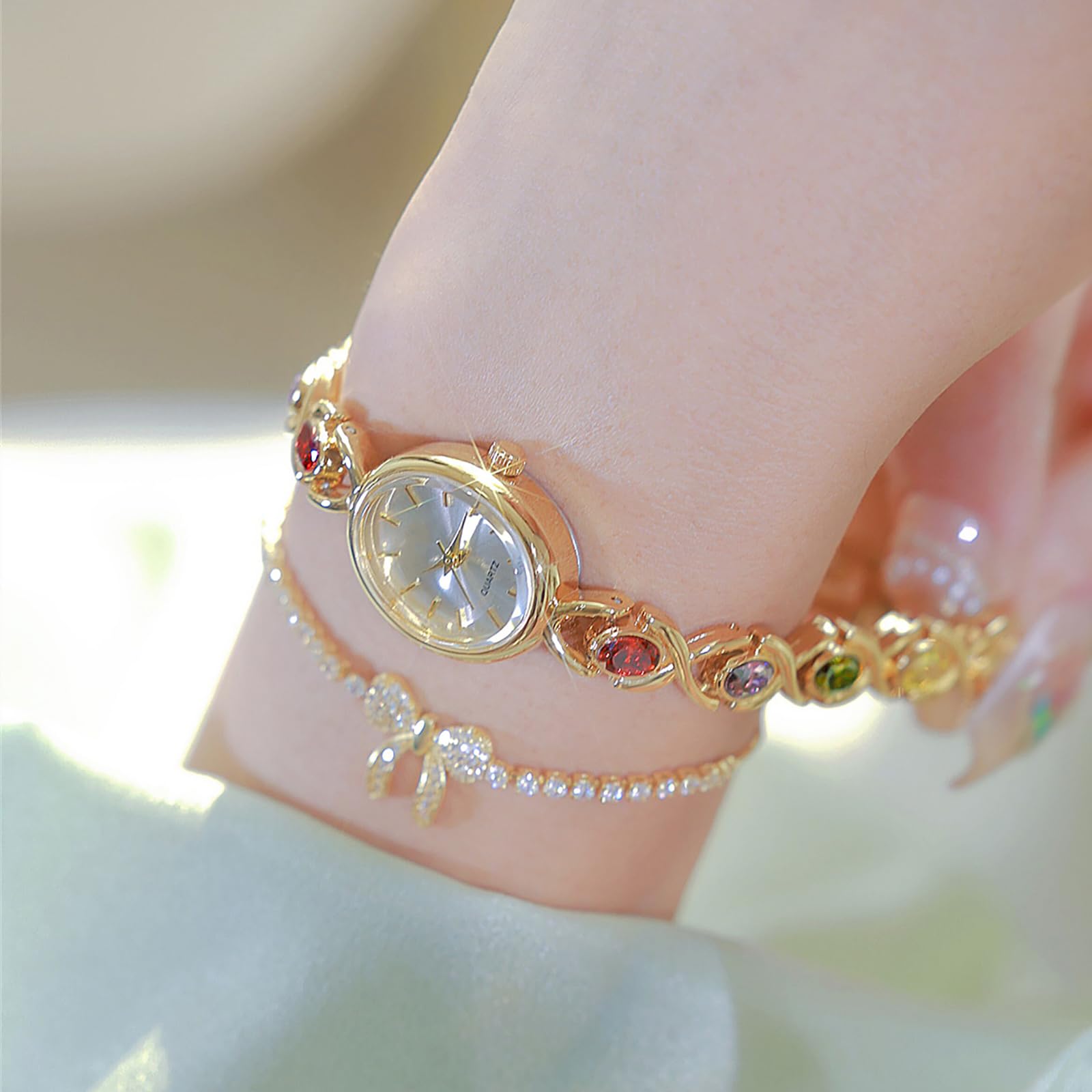 BESTKANG Elegant Women's Gold Vintage Bracelet Watch - Oval Dial Quartz Dress Watch - Waterproof Fashion Wristwatch for Women (A Gold White)