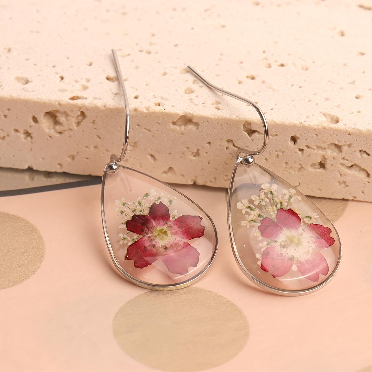 JeanBeau Handmade Pressed Flower Earrings for Women Unique Resin Nature Red White Dried Flowers Sterling Silver Teardrop Dangle Drop Statement Floral Earings Fashion Summer Jewelry Gift