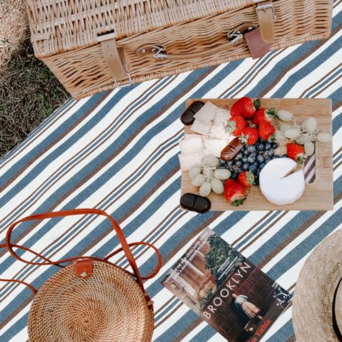 NKTDWO Outdoor Picnic Blanket with Bag, 60'' x 80'' Comfortable Picnic Mat for Should Strap, Foldable Outdoor Blanket for Park Beach Travel Camping Yard Outdoor Concerts (Stripe)