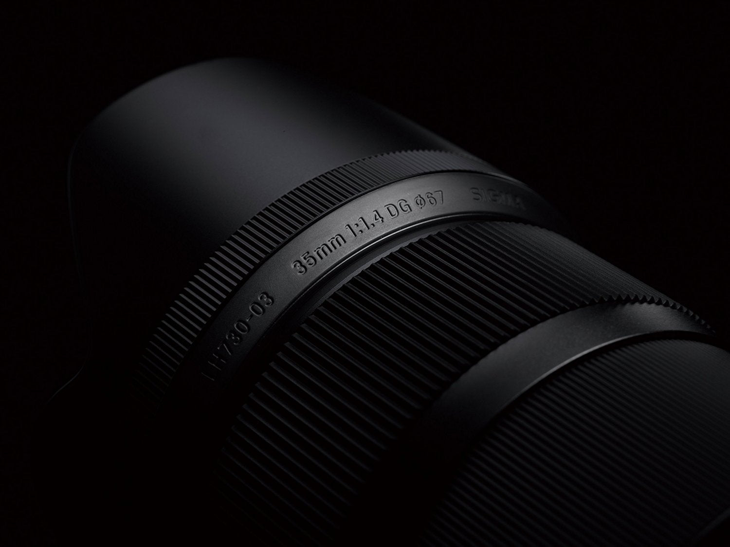 Sigma 35mm F1.4 Art DG HSM Lens for Canon, Black, 3.7 x 3.03 x 3.03 (340101)