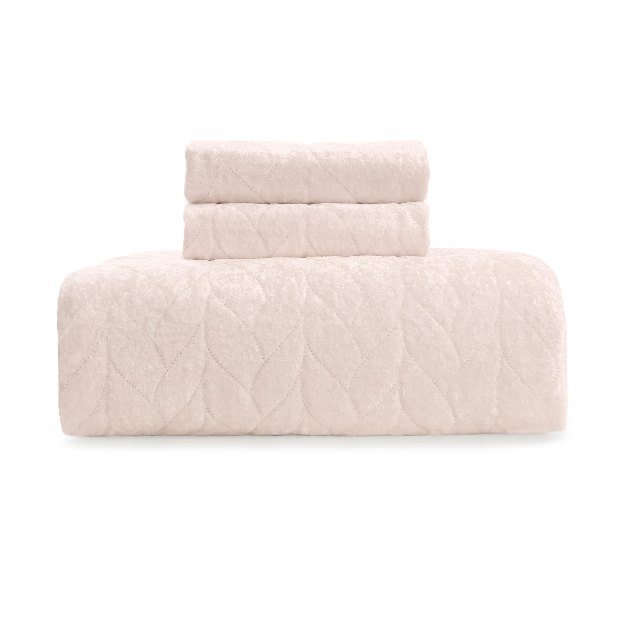 Mellanni Oversized Queen Velvet Quilt Set - Bedding Cover with Shams - Ultrasonic Quilting Technology - 3 Piece Oversized Quilt Set - Bedspreads & Coverlets (Full/Queen, Blush Pink)