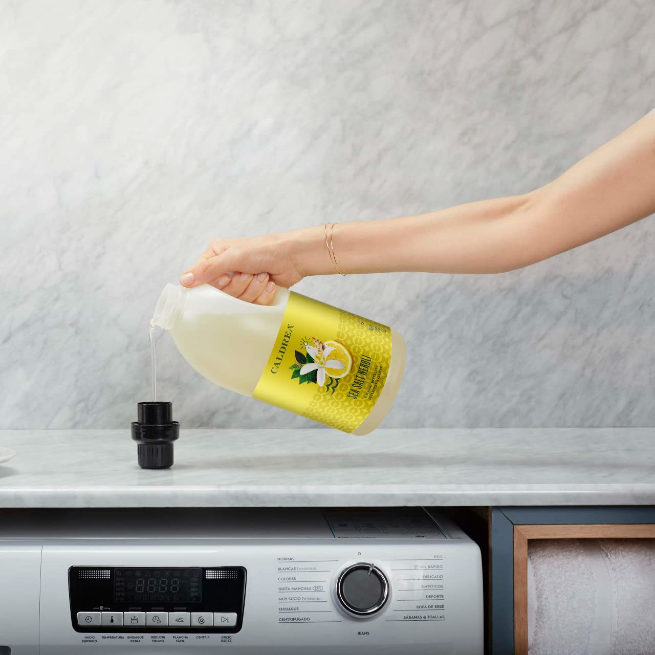 Caldrea Liquid Laundry Detergent, Effective for all Fabrics and all Temperatures, Sea Salt Neroli Scent, 64 oz