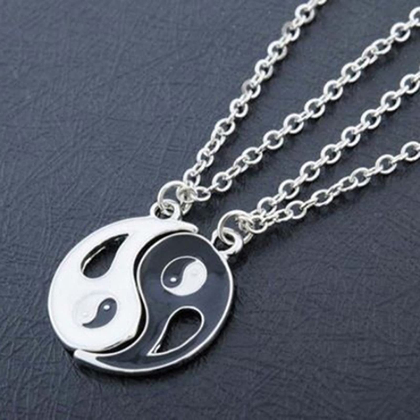 Best Friend Necklaces 2pcs Matching Yin Yang Necklaces Yin Yang Puzzle Pendant Necklces for Bff Friendship Relationship Boys Girls Best Friends Lovers and Couples Valentines Day Gift White&Black