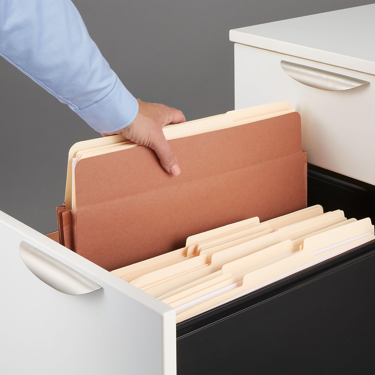 Staples File Pocket Folders, 3.5 Inch Expandable Sides, Legal Size, Easy Organizing & Document Storage, 25-Pack, Brown