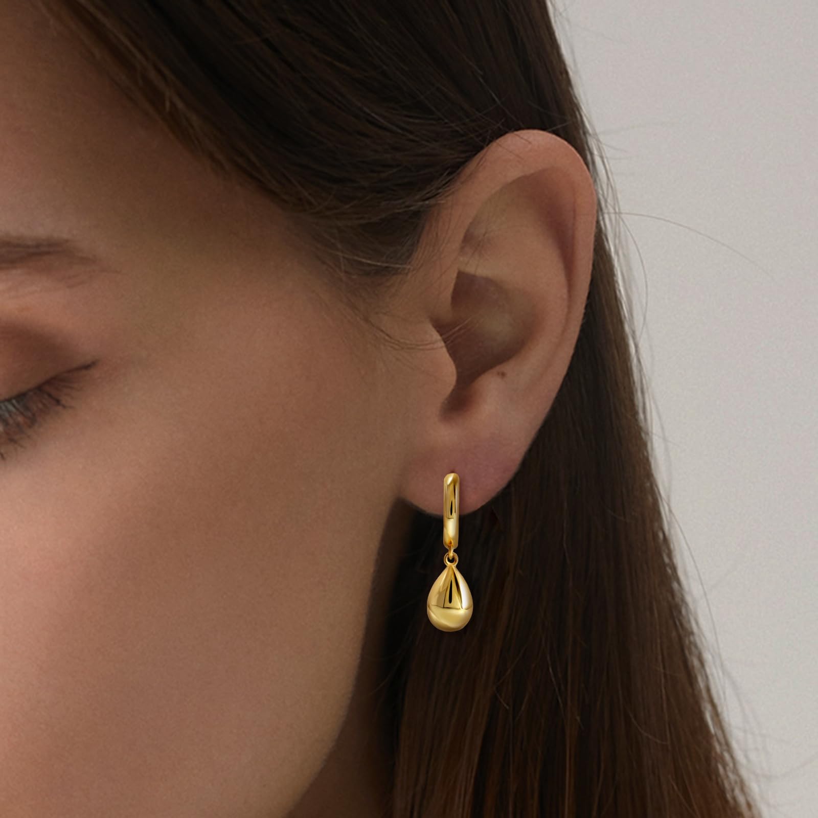 ELEDUCTMON Teardrop Gold Dangle Earring, Sterling Silver, Hypoallergenic, Lightweight, Minimalist Fashion Hoop Earrings, Trendy Gifts for Her, Valentine's Day, Christmas, Birthday