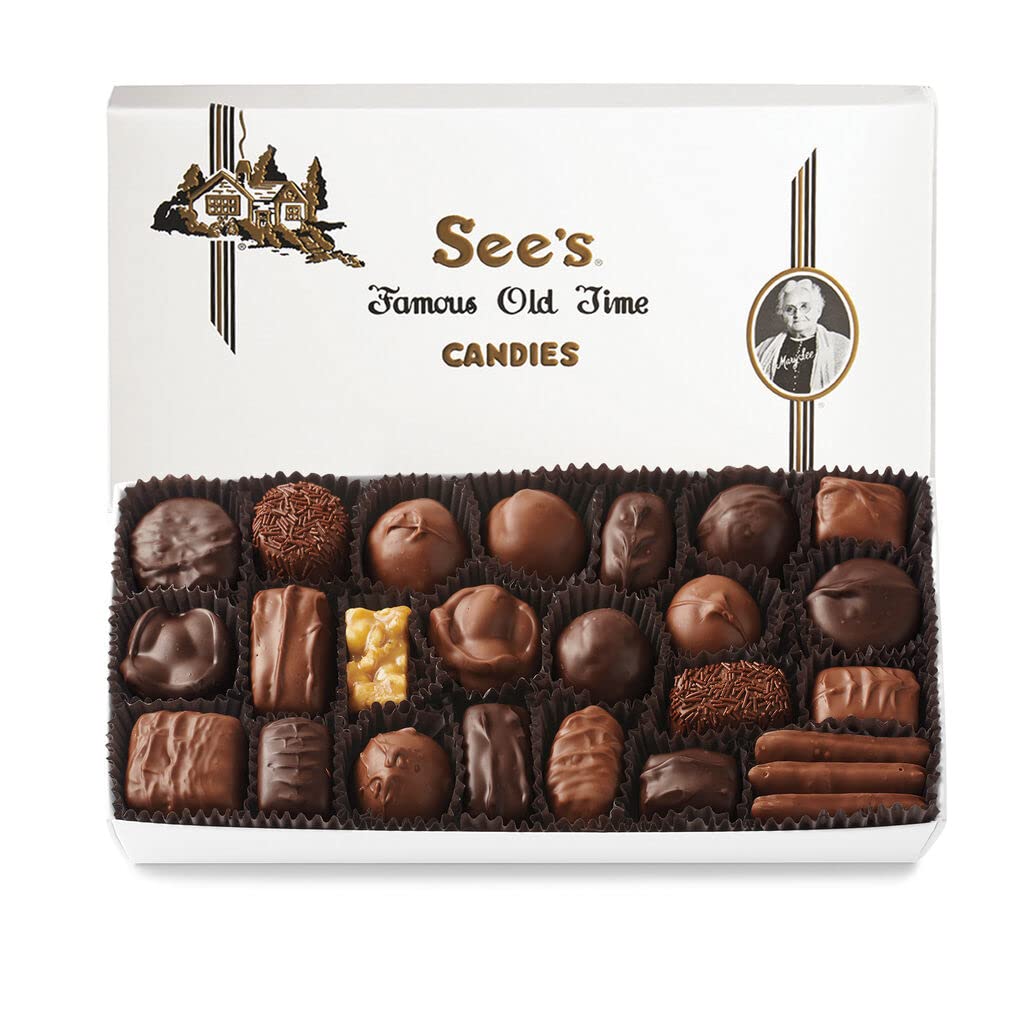 See's Candies Assorted Chocolates (2 Pound (Pack of 1), White Gift Wrap)