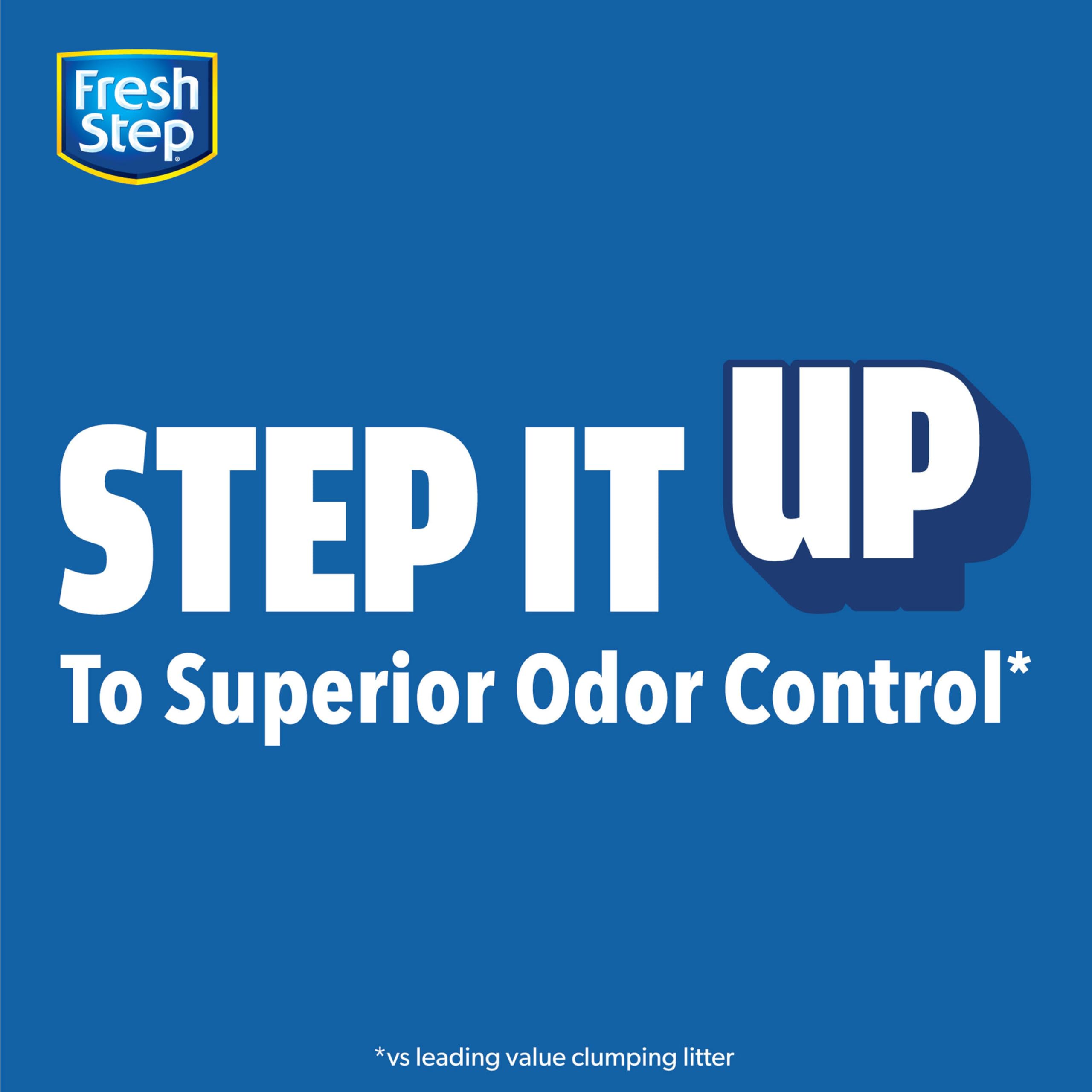 Fresh Step Clumping Cat Litter with Febreze Gain Scent, Long Lasting Odor Control Kitty Litter with Activated Charcoal, Low Dust Formula, 14 lb