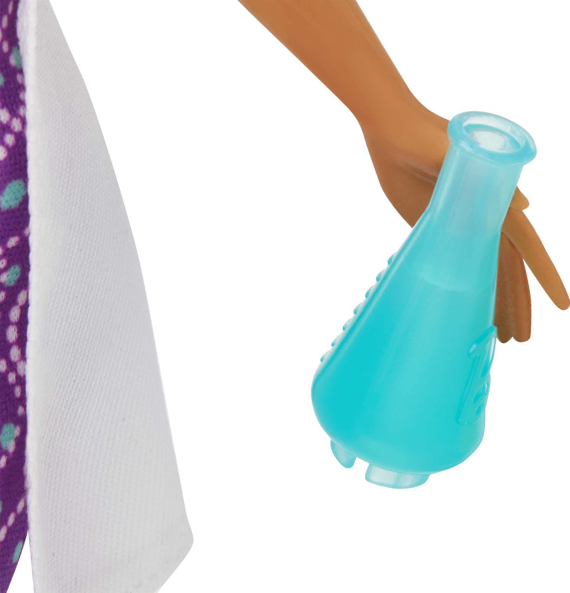 Barbie Careers Playset, Science Lab with 2 Scientist Fashion Dolls, Bench & 10+ Accessories