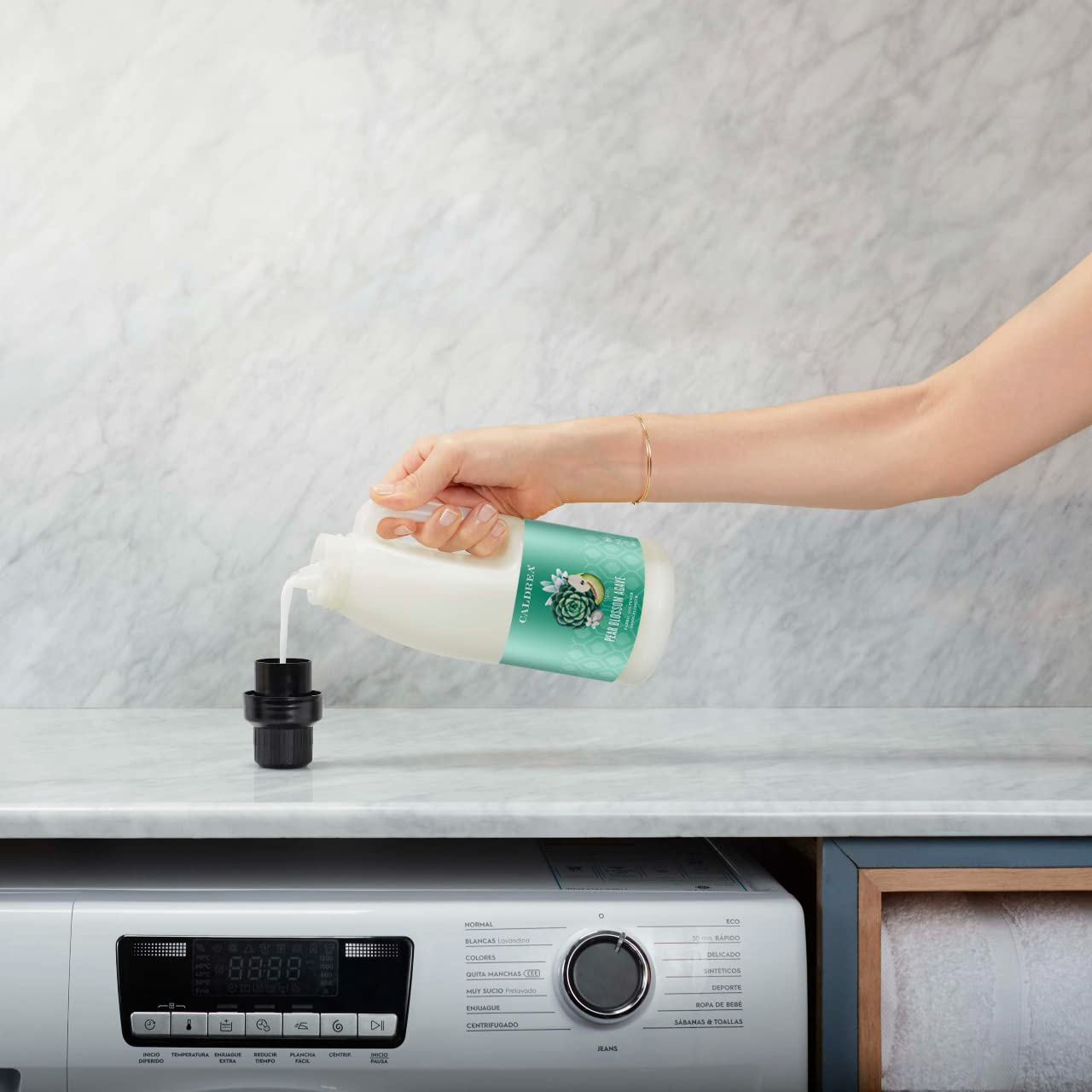 Caldrea Liquid Fabric Softener, Plant Derived, Helps remove static and wrinkles, Pear Blossom Agave Scent, 32 oz