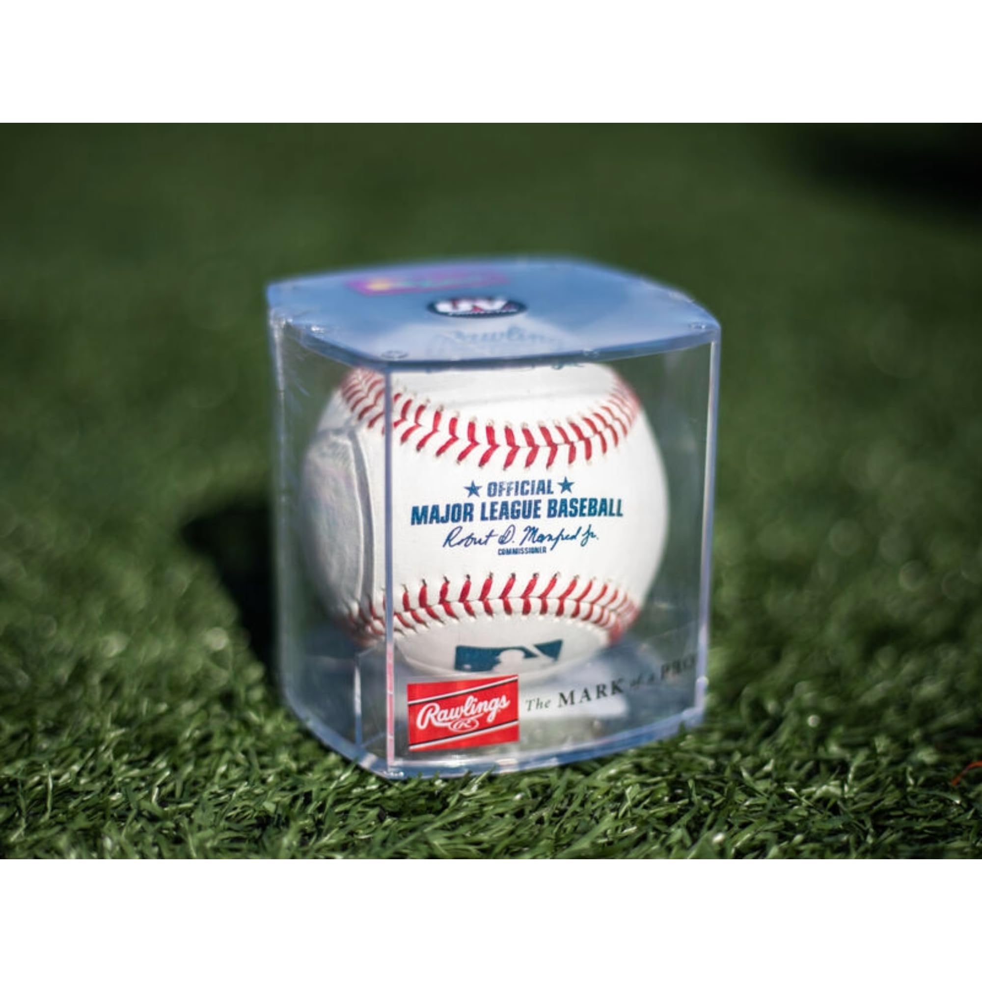 Rawlings | Official 2025 Major League Baseball | Display Case Included | MLB | ROMLB-R