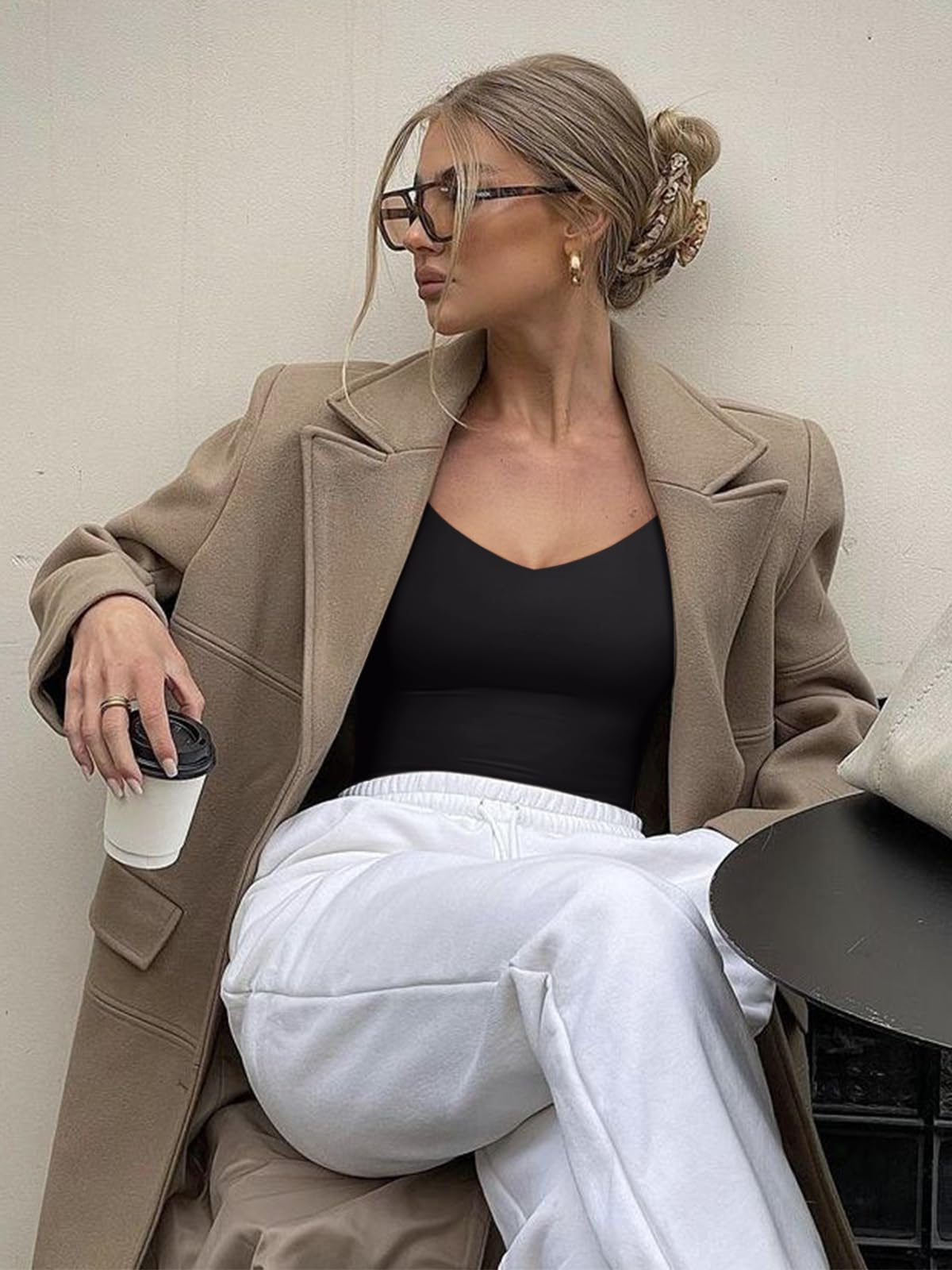 REORIA Women's V Neck Long Sleeve Slim Fitted Crop Tops Soft Layering Basic Shirt 2024 Fall Going Out Top Black