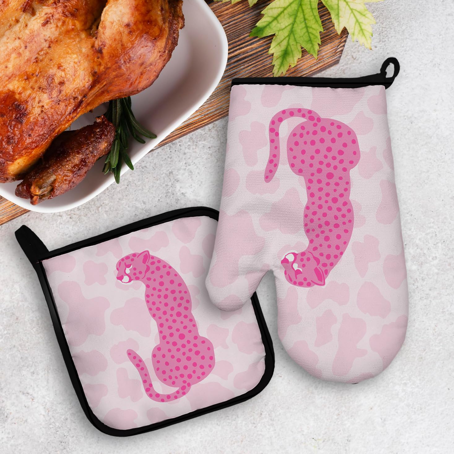 Mingnei Hot Pink Cheetah Oven Mitts and Pot Holders Sets, Funky Pink Leopard Heat Resistant Potholder Kitchen Decor for Cooking Baking BBQ Grilling, Trendy Preppy Animal Oven Glove Set Kitchen Decor