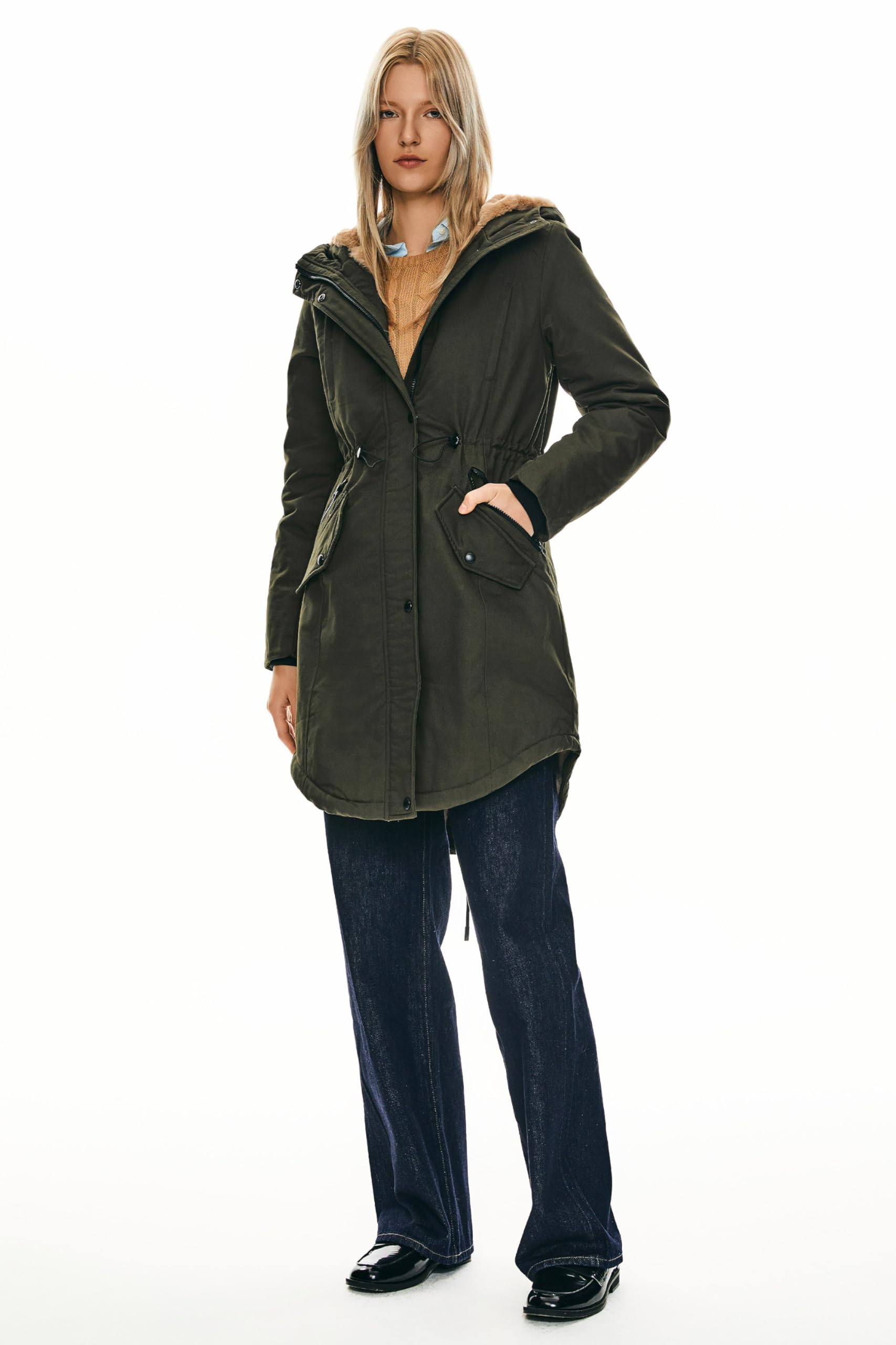 Orolay Women's Thicken Fleece Lined Parka Winter Coat Hooded Jacket with Pockets Deep Forest M