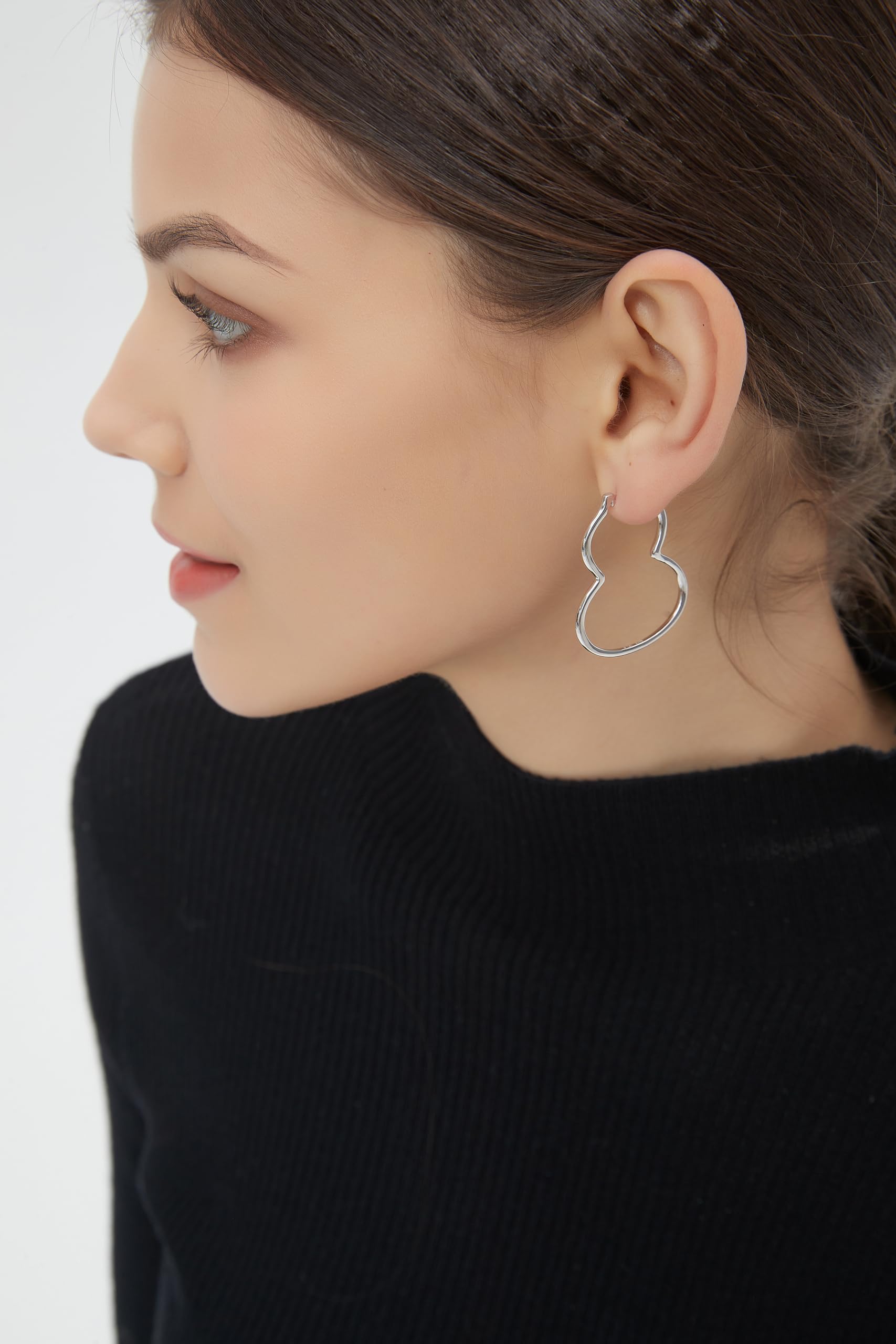 IELEGLOWS Rhodium Plated Sterling Silver Thin Hoops | Wulu/Gourd/Calabash/Cucurbit Shape Lightweight Big Hoop Earrings for Women