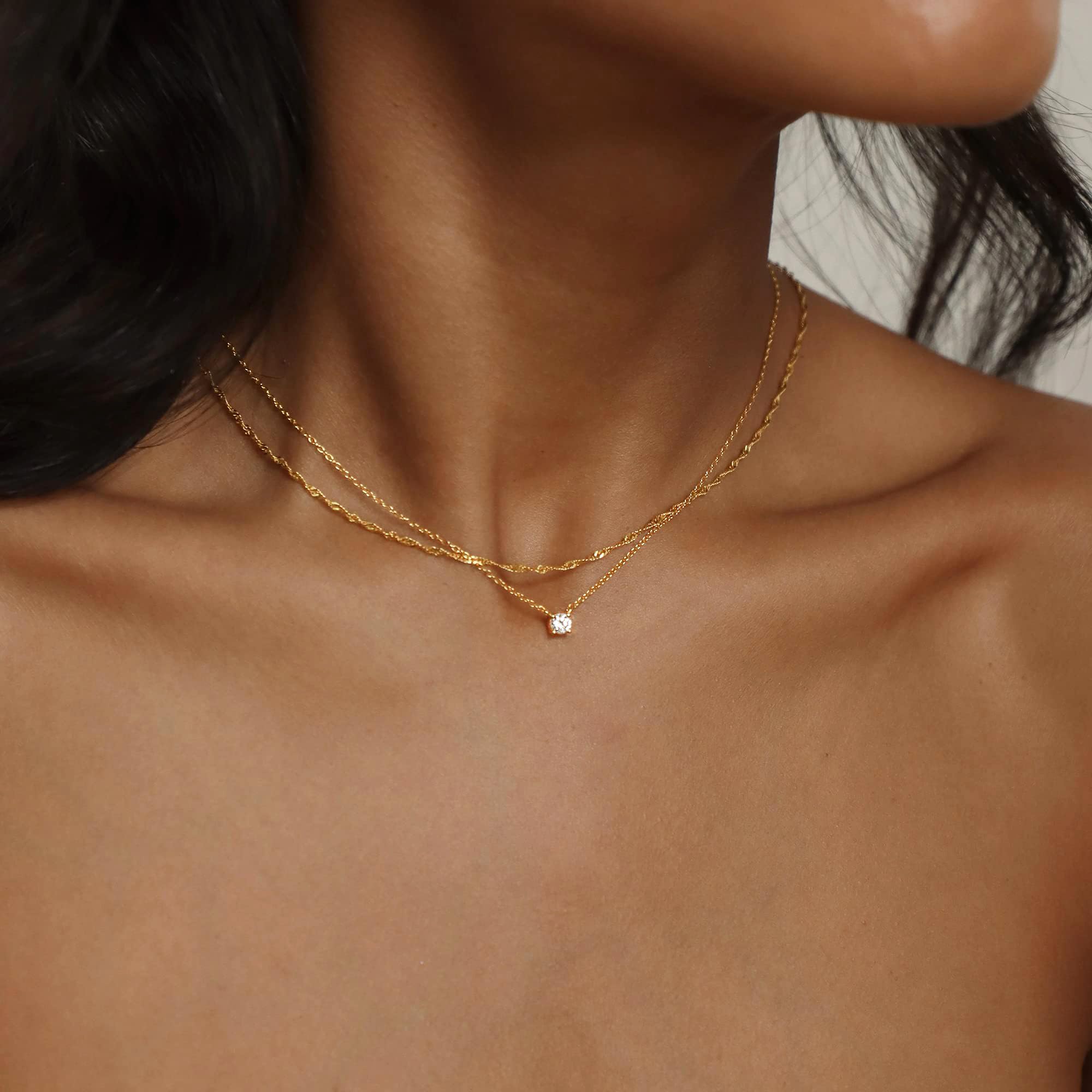 Tewiky Gold Necklace, Dainty Gold Layered Gold Plated Diamond Necklaces Simple CZ Solitaire Pendant Necklace Cute Gold Cubic Zirconia Chain Choker for Women Trendys Gold Jewelry Gift