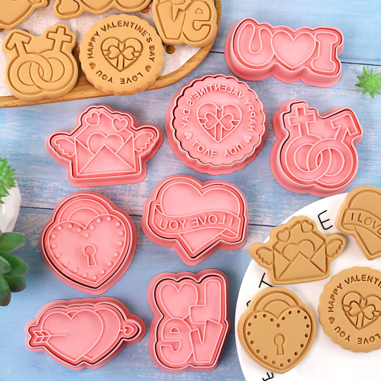 Valentines Day Cookie Cutter Set-8 Pieces Plastic Valentines Cookie Cutters-3D Valentines Cookie Cutter Stamp for Valentine's Day Baking.