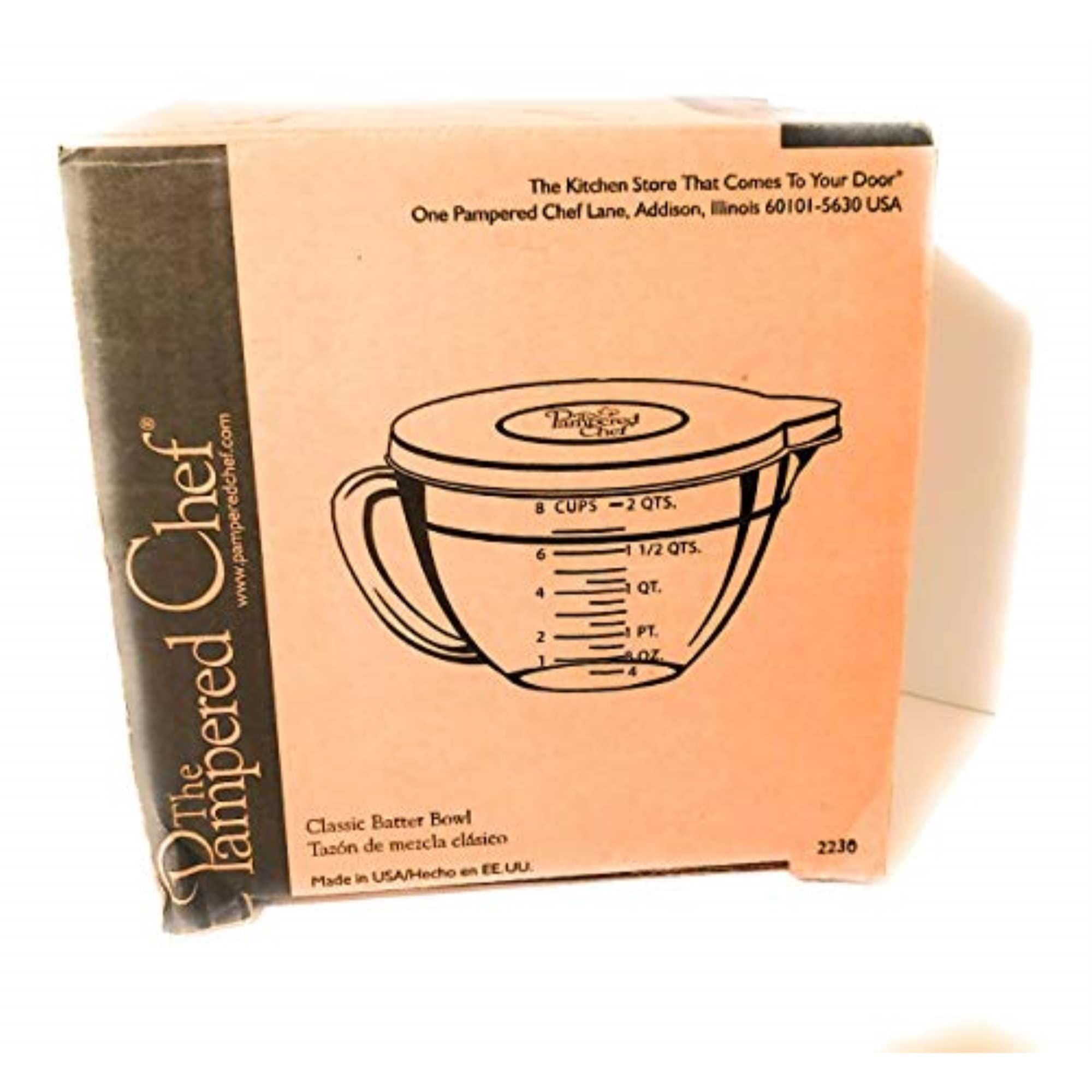PAMPERED CHEF #2431 8 CUP GLASS CLASSIC BATTER BOWL NEW 2013 STYLE WITH LID