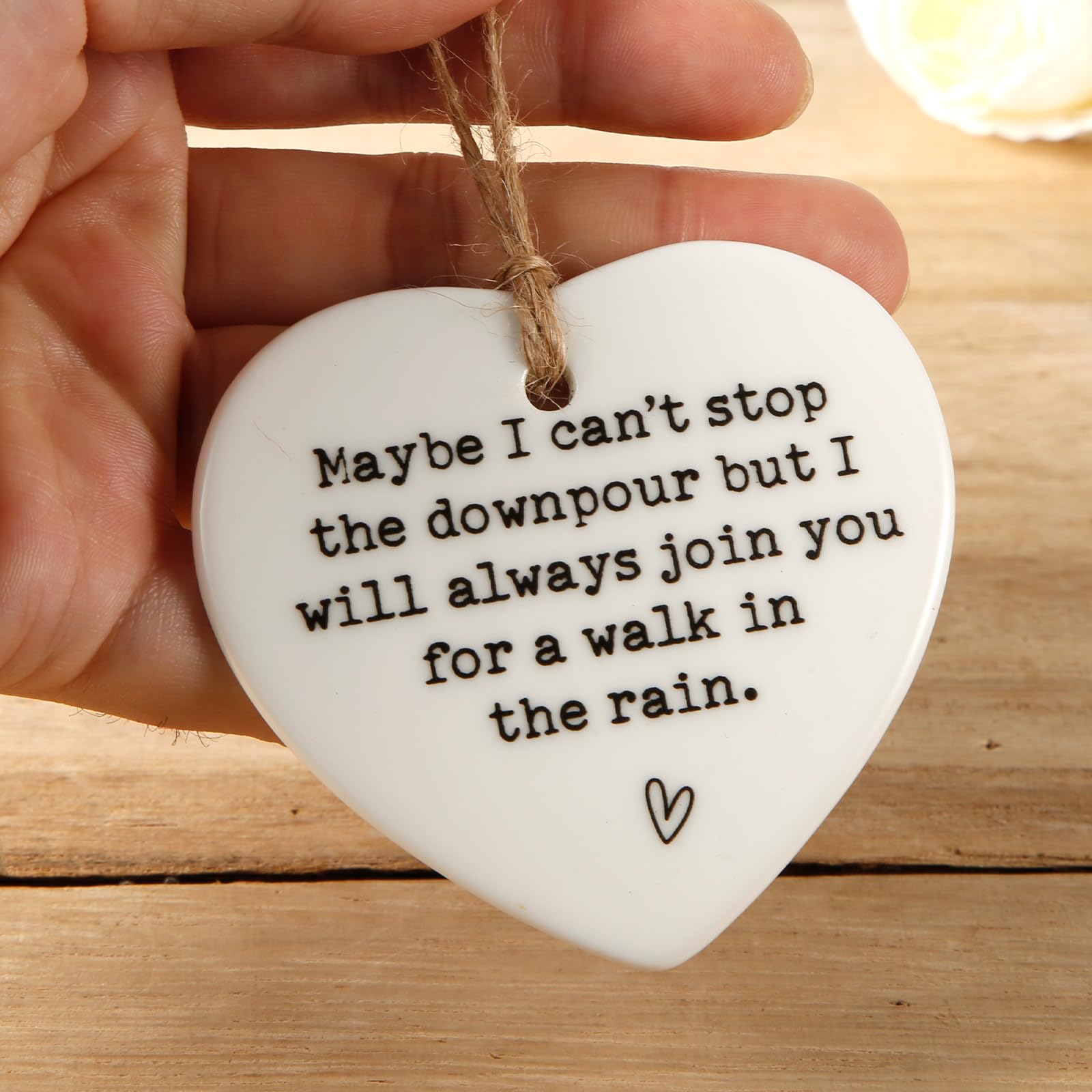 Maybe I Can't Stop the Downpour Plaque, Ceramic Heart Souvenir Hanging Friendship Plaque Crafts Friendship Gift Bestie/Sister Tough Time Gift Hang Sign Ornament for Wall Door Decor