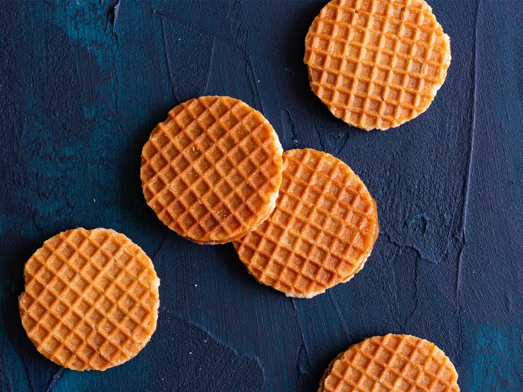 Daelmans Mini Caramel Stroopwafels - Individually Wrapped Waffle Cookies, Sweet Snack for Coffee & Tea, Authentic Soft Toasted Dutch Waffles, Cinnamon, Vanilla, Certified Kosher Dairy - 200 Count Box
