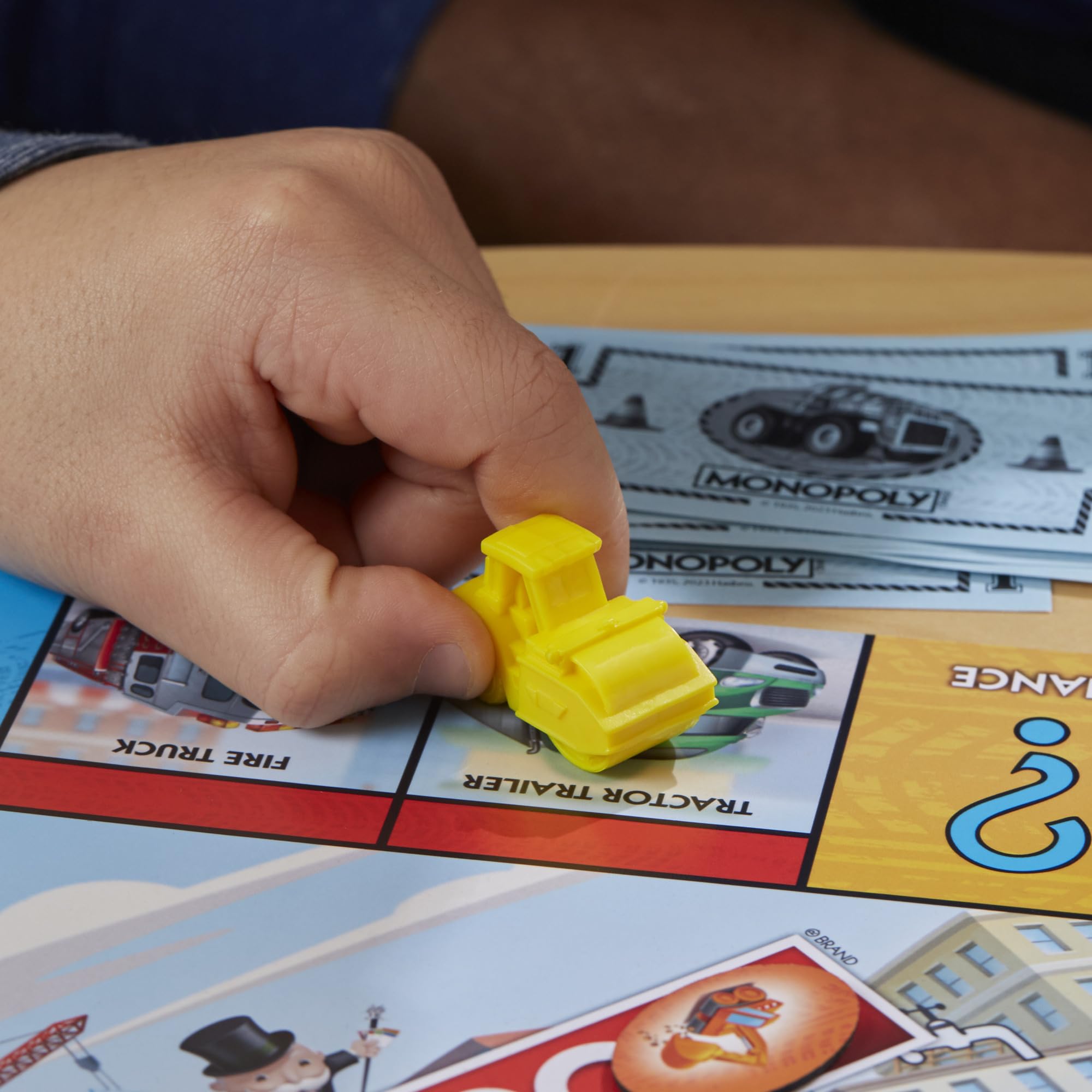 Monopoly Junior Trucks Edition Board Game for Kids Ages 5+, 2-4 Player Kids Games (Amazon Exclusive)