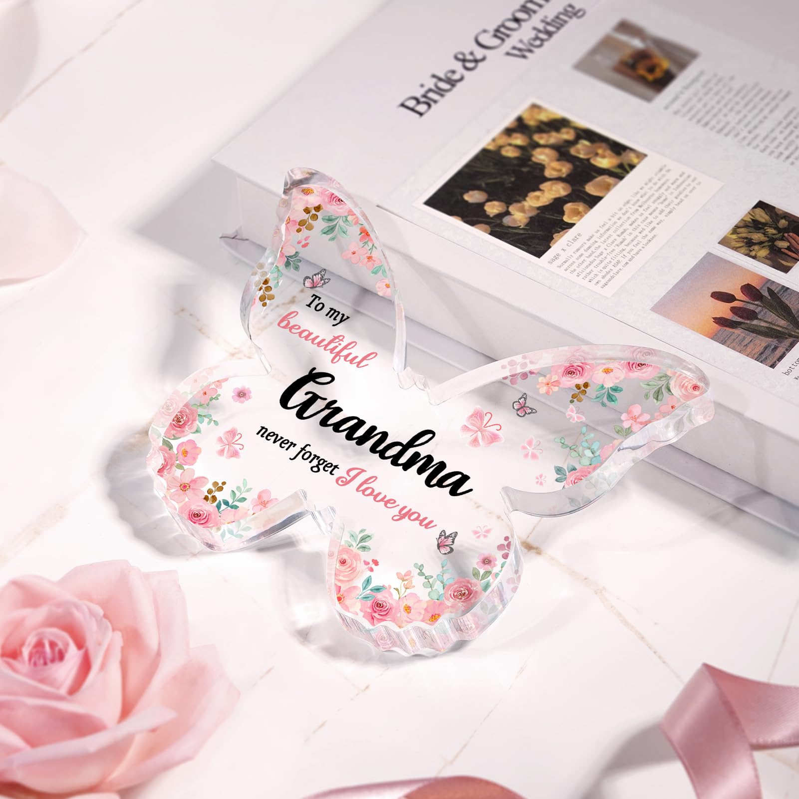 GiftyTrove Gifts for Grandma, Best Grandma Christmas Gift - 5x3.8x0.5 Inch Butterfly-Shaped Acrylic Plaque Keepsake - Mothers Day Gift, Grandparent Day Gift, Birthday Gift, Christmas Gift for Grandma