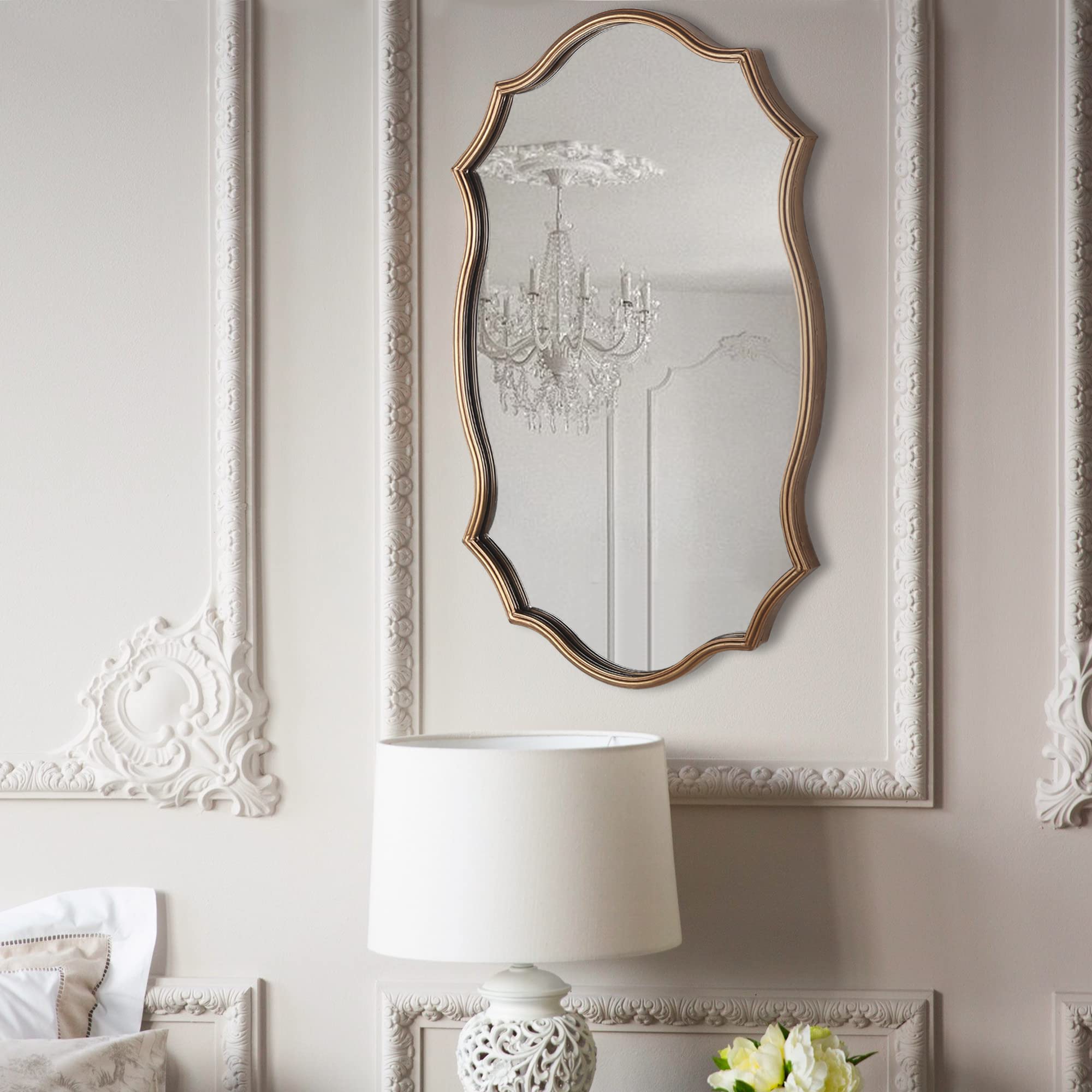 Wall Mirror in Vintage Golden - Decorative Metal Frame, 20x30 Inch Accent Mirror, Wall Mounted Mirrors Antique Gold Frame Perfect for Your Living Room Bedroom Bathroom Entryway Stairway Kitchen