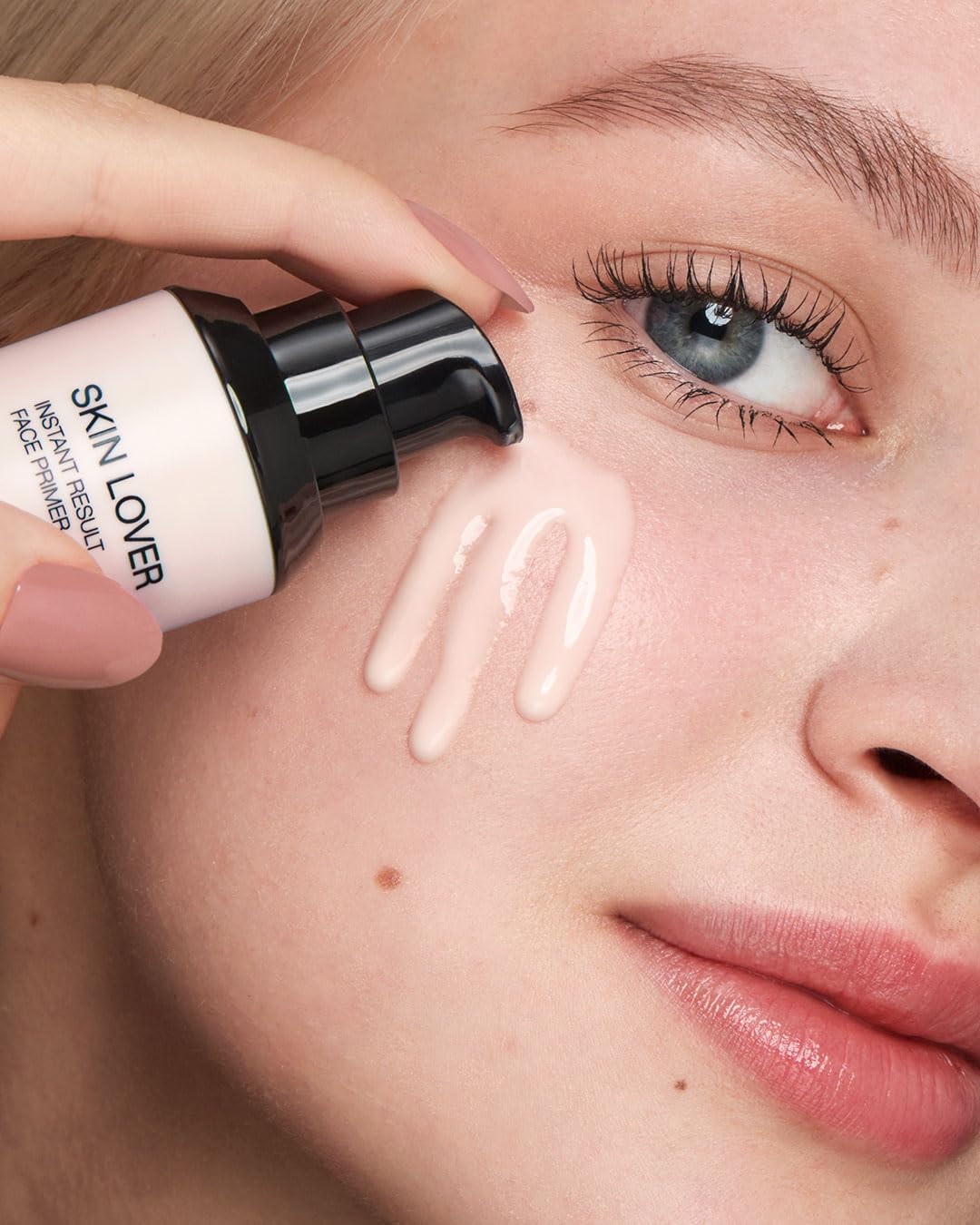 KIKO Milano Skin Lover Instant Result Face Primer, Hydrating Face Primer With Hyaluronic Acid