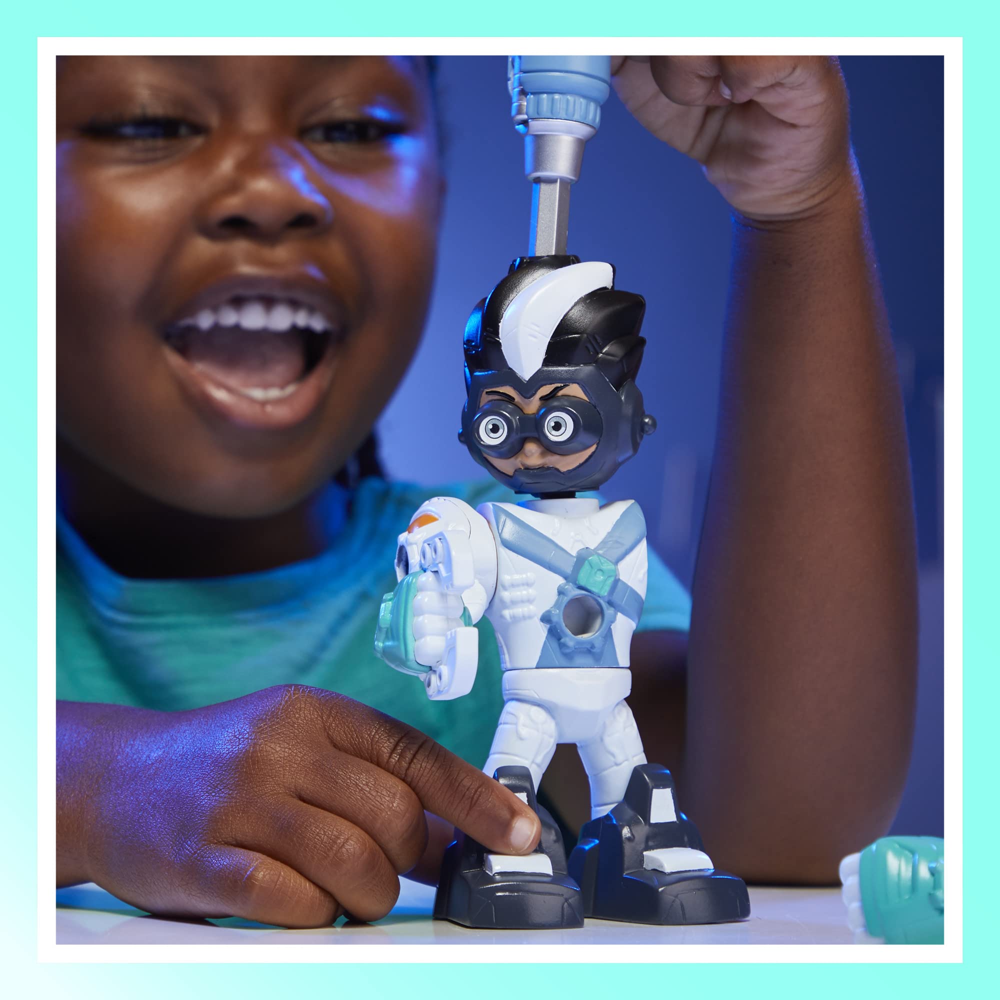 PJ Masks Power Heroes Buildable Heroes, Romeo Action Figure, Easy-to-assemble, Superhero Toy for Boys and Girls 3 Years Old and Up