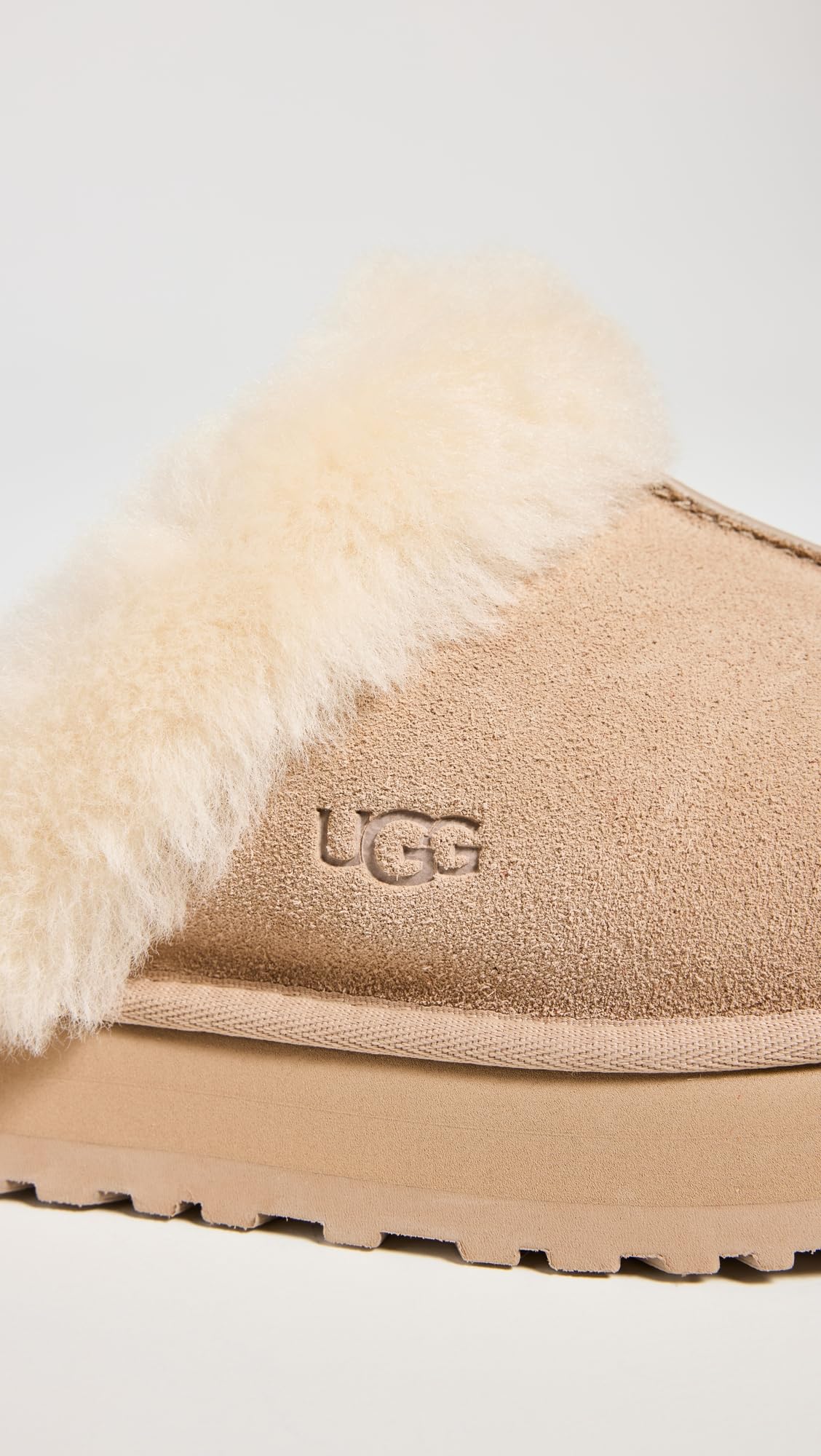 UGG Women's DISQUETTE Slipper, Sand, 7